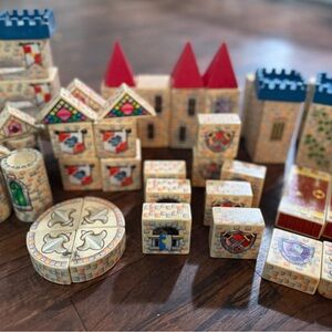 Lakeshore Castle Building Blocks Set